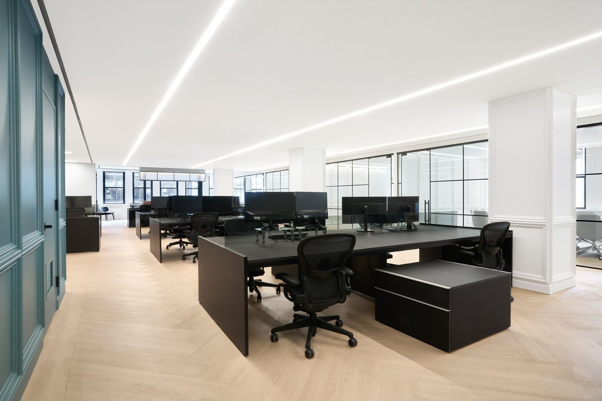 The Pros and Cons of an Open Office Layout