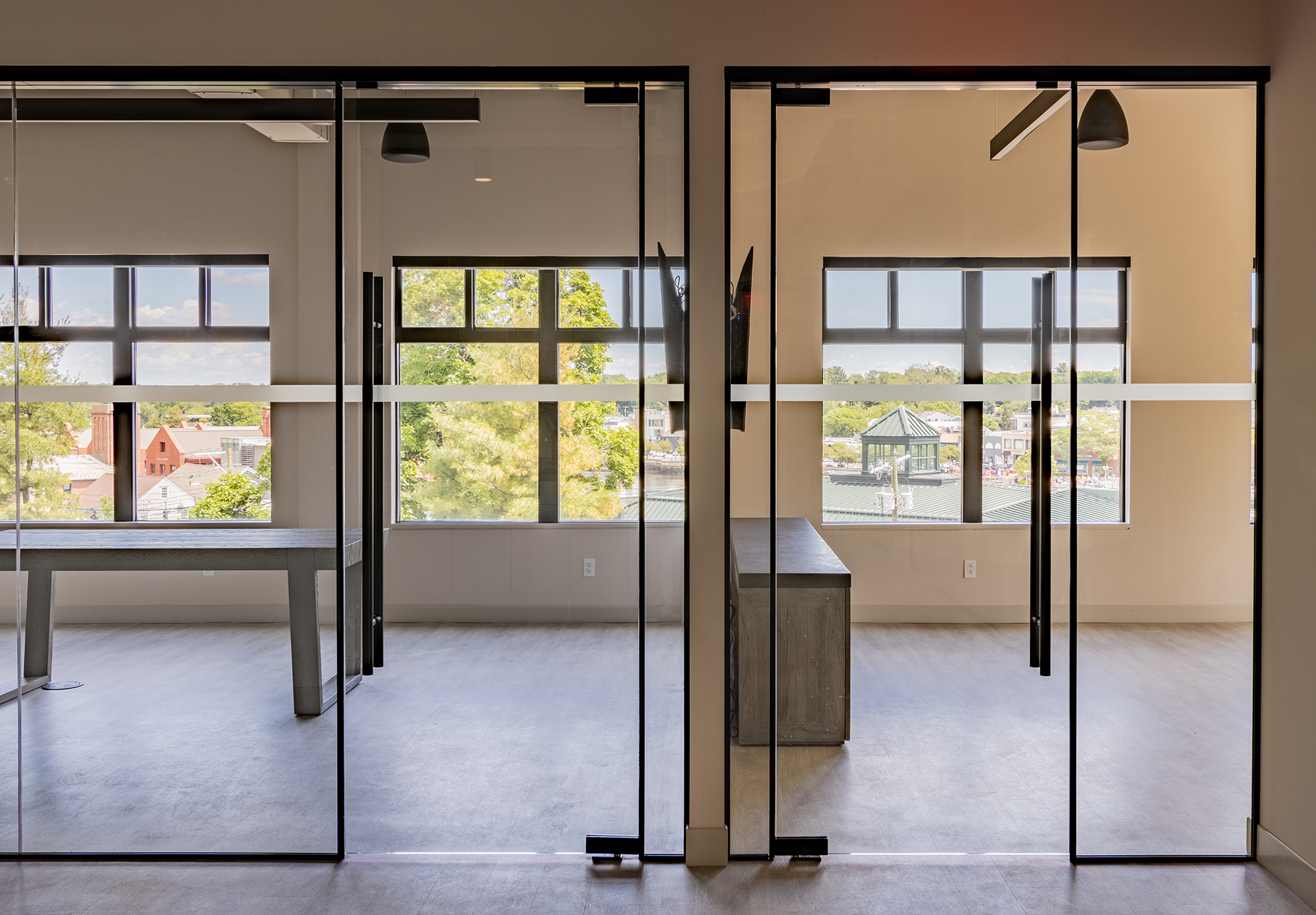 Demountable Glass Office Doors and Cubicles