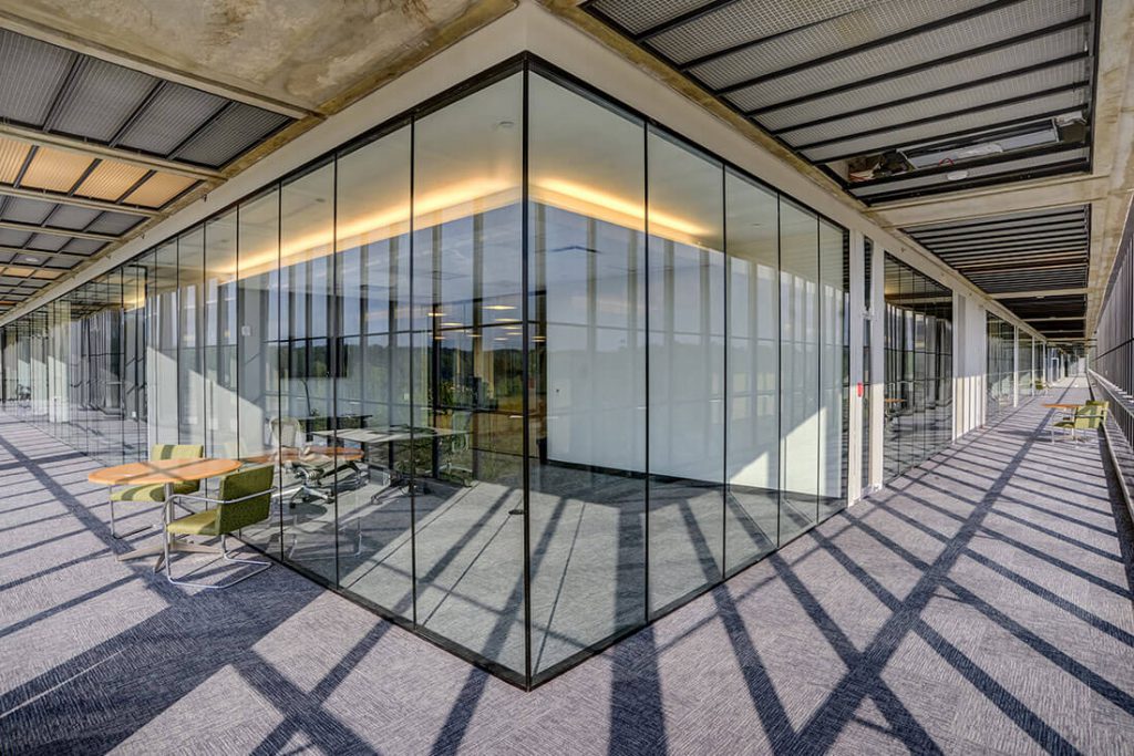 glass office cubicle 